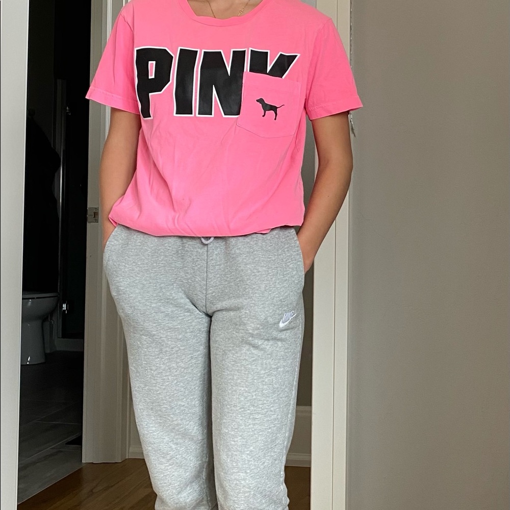 Victoria Secret PINK T-shirt